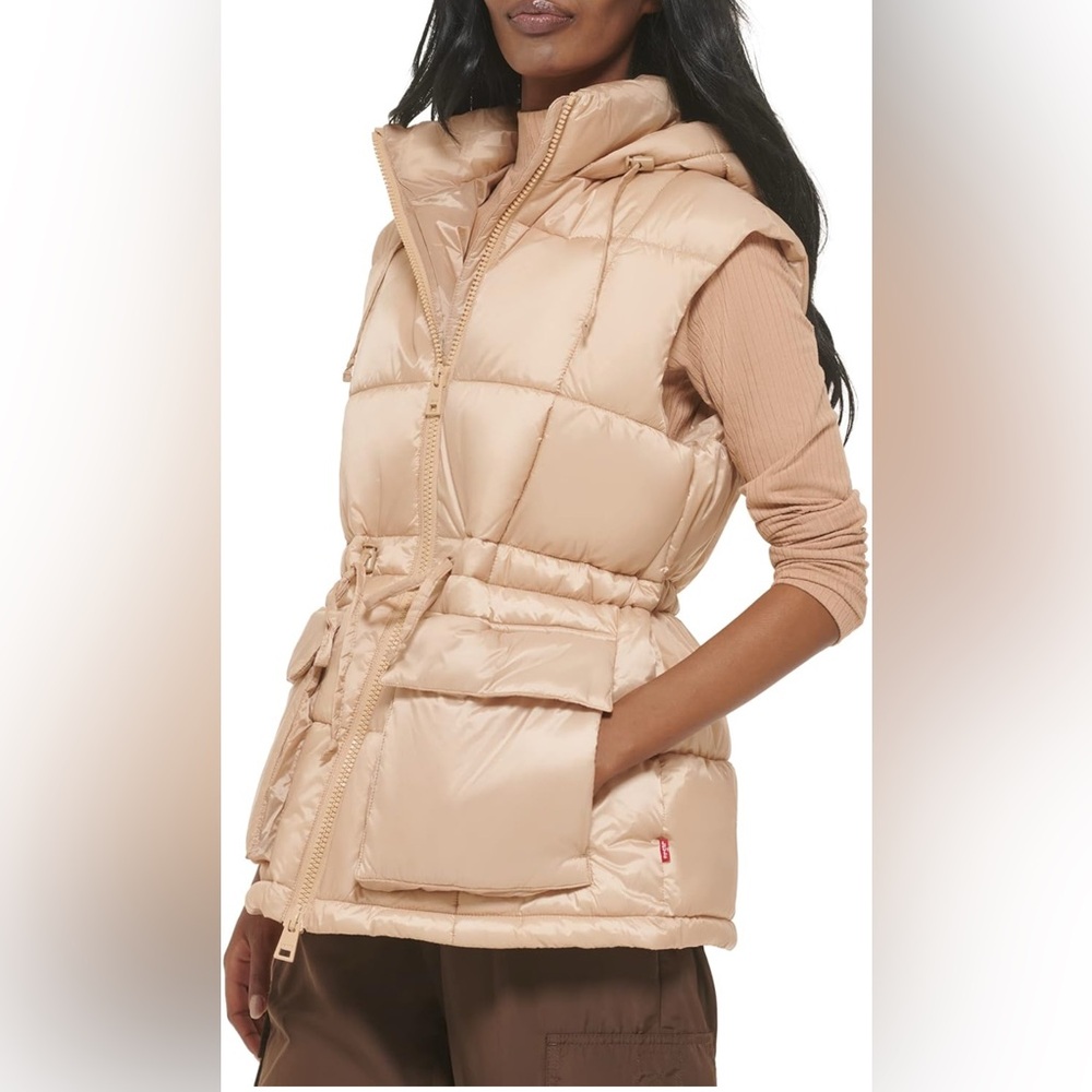 Levi's Beige Puffer Vest